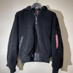 ALPHA INDUSTRIES MA-1 ボアジャケット