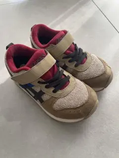 アシックス　キッズスニーカー　19.5センチ　ベージュ