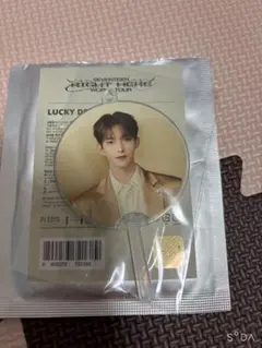 ドギョム DK グッズセット うちわ ファイル 下敷き エクスカリバー ドギョム DK グッズセット うちわ ファイル 下敷き