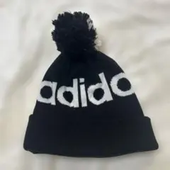 adidas ニット帽 ポンポン付き　美品