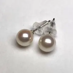 Y2121 あこや真珠花珠級ピアス6.37mm