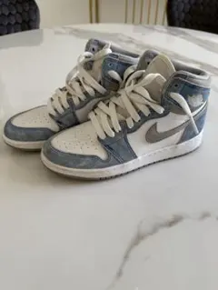 Item thumbnail for item 4c76fa10-8022-4d46-b5de-669d42a3713f