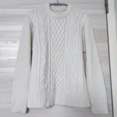 GU　ジーユー　ケーブルニットセーター　S