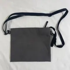 シンプル サコッシュ ショルダーバッグ グレーのサムネイル