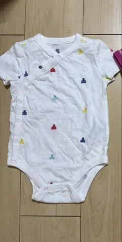 未使用　BABY GAP ロンパース　6-12m