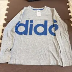 adidas グレー 長袖カットソー 140サイズ、ズボン130サイズ