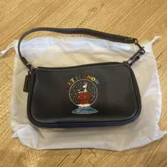 コーチ　COACH LET IT SNOW スヌーピーポーチ