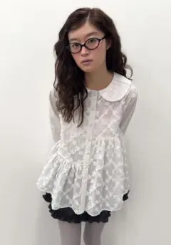 TYPESERVICE Frilly Button Top ブラウス