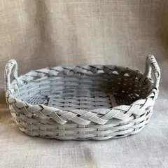 クラフトテープで作った…ミニミニオーバルバスケット - メルカリ
