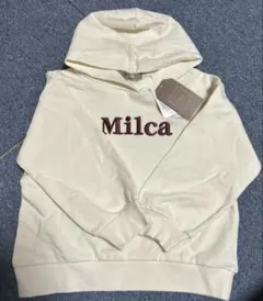 裏起毛　ホワイト　パーカー　120