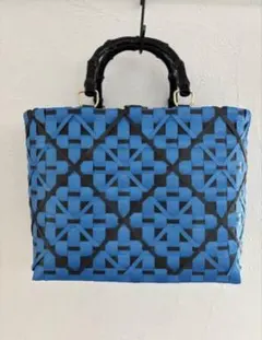 PPバンドバック、プラカゴ、かごバッグ　青×黒