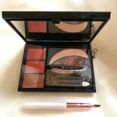 AUBE couture デザイニングジュエルコンパクトG WT 01 - メルカリ