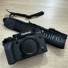 極美品 FUJIFILM X-T5 ボディ ブラックのサムネイル