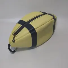 牛皮ラグビーボール型ポーチ・ウエストポーチ 小物入れ ラグビーボール型