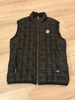Moncler⭐ブラック キルティングダウンベスト 2026年最新】MONCLER カラー：ブラック系 メンズ ダウンベスト