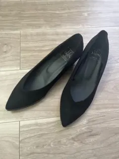 LE TALON ブラック ポインテッドトゥ パンプス