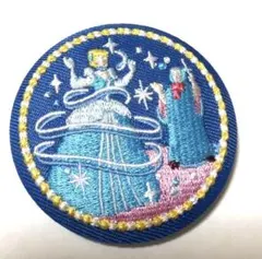 ディズニー 刺繍缶バッジビスケット2 シンデレラのサムネイル