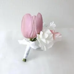 ブートニア　新郎ブートニア　チューリップのブートニア