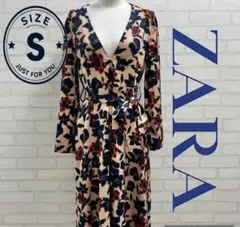 ★美品★ ZARA Trafaluc 花柄 ロングワンピース 長袖 Sサイズのサムネイル