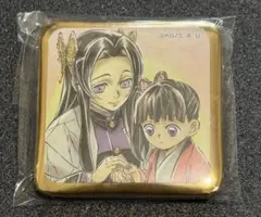鬼滅の刃　ダイニング　お楽しみくじ　缶バッジ　胡蝶カナエ　栗花落カナヲ
