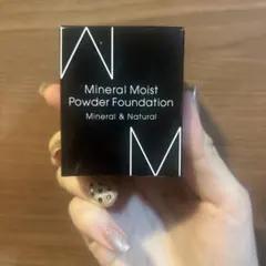 【新品未使用】MiMC パウダーモイストファンデーション 102のサムネイル