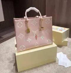 Louis Vuitton オンザゴー モノグラム ピンク