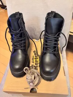 Dr. Martens JADON MONO 8ホール 23cm 箱付き
