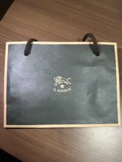 IL BISONTE ショップ袋 黒 赤リボンのサムネイル