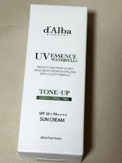 d'Alba UV Essence Waterfull 50ml　Green