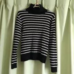グローブ　ボーダータートルネックニットL