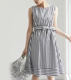 tocco closetストライプノースリーブひざ丈ワンピース