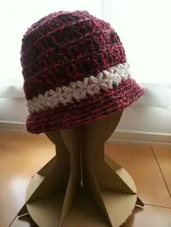 手編み 毛糸の帽子 クローシュ お花模様
