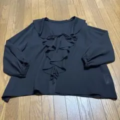 shenery^_^フリルブラウスのサムネイル