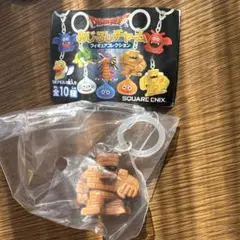 ドラゴンクエスト めじるしチャーム フィギュアコレクション ゴーレム