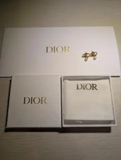 m♡おまとめ歓迎様専用 DIOR ハートモチーフ ピアス - メルカリ