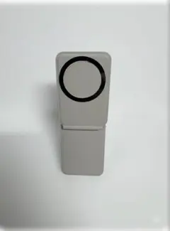 MagSafe対応　マグネット式スマホ折りたたみスタンド