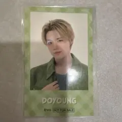 treasure はぴだんぶいカフェ ドヨン フード特典 ステッカー