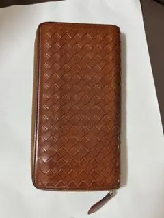 ココマイスター　編み込み　イントレチャート ラウンドファスナー長財布 ブラウンのサムネイル