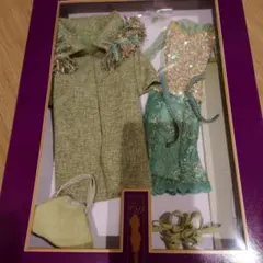 タイラーウェントワース　ドール　アルバム　洋書 Amazon | The Tyler Wentworth Fifth Anniversary Album | Tonner