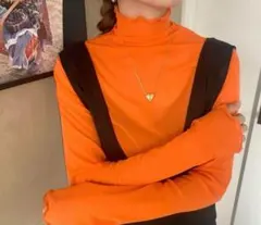 シアータートルネックオレンジ
