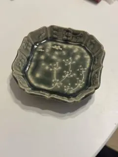 山崎瞳　緑色八角形豆皿