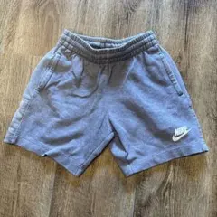 Nike ハーフパンツ 110cm グレー