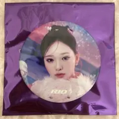 NiziU ランダム缶バッチ　リオ