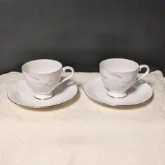 ホワイト ティーカップ・ソーサー 2個セット