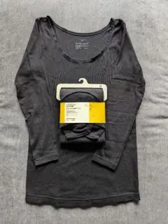 【無印良品】【美品】あったか綿 Uネック八分袖Tシャツ 2枚セット Mのサムネイル