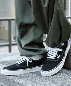 VANS オーセンティック　黒　23.5cmのサムネイル
