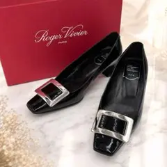 Roger Vivier ベルヴィヴィエ パテント パンプス 黒 36.5 箱付のサムネイル