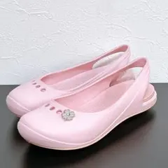 Crocs トーンスカイラー　フラットシューズ　ピンクのサムネイル