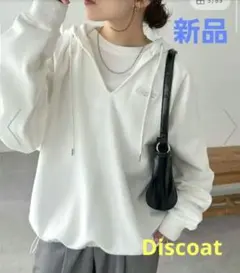 Discoat ワンポイント刺繍フードプルオーバー