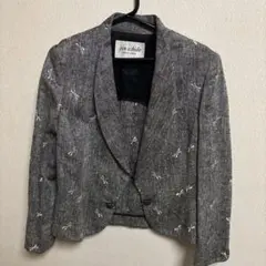 jin akhida ジュンアシダ　グレー 刺繍 テーラードジャケット